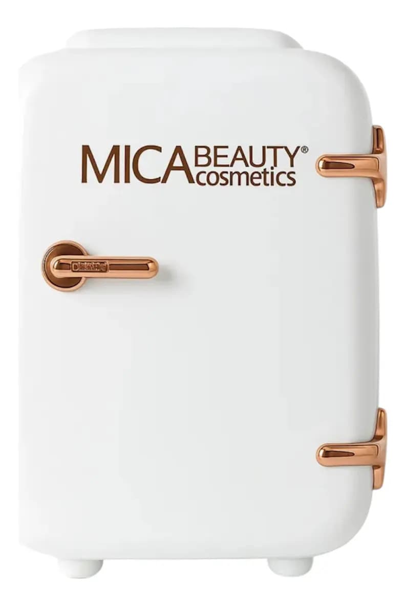 Mini refrigerador termoeléctrico Mica 4L frío/calor portátil ideal cosméticos y bebidas
